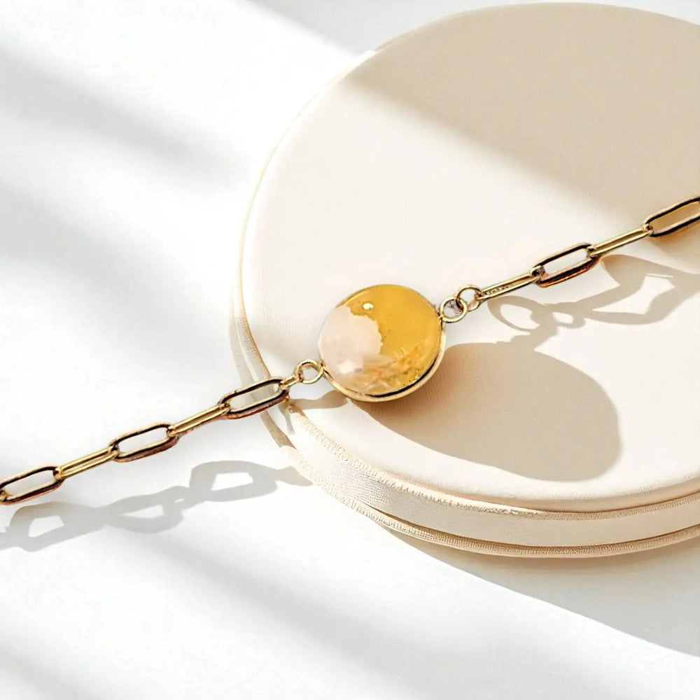 Golden Clip - Paperclip