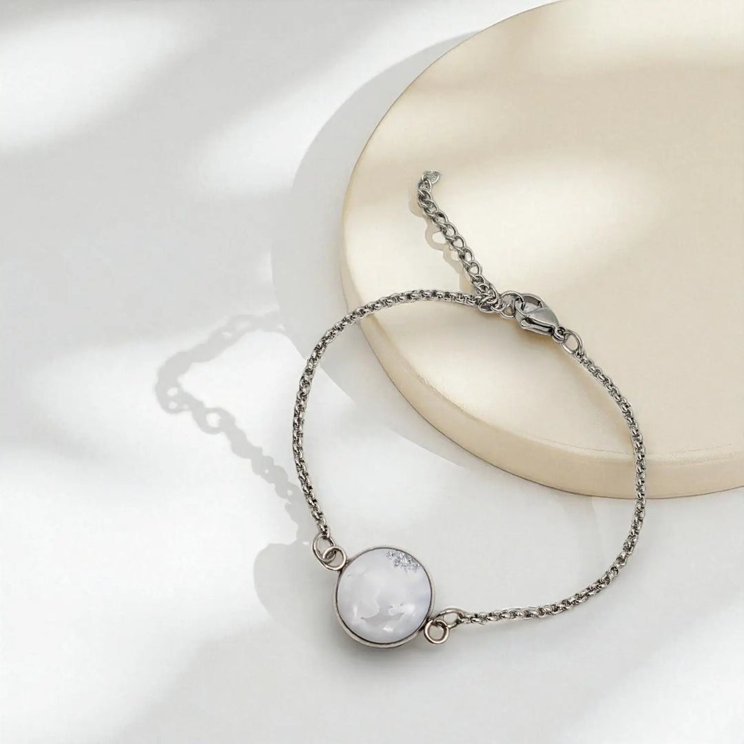 Monochrome Venetian Elegance - Venezianerkette