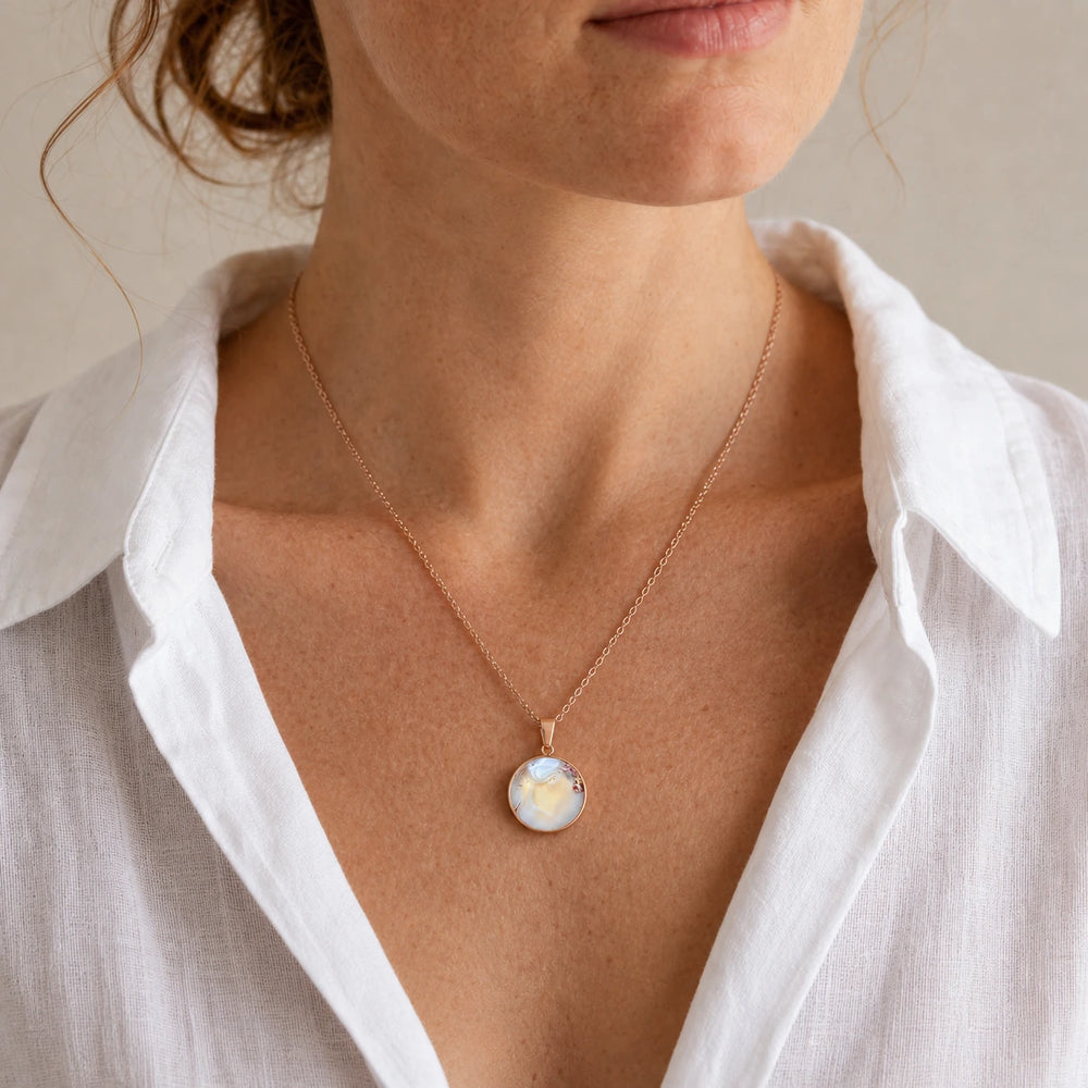 Beige Serenity von SOLEA - Modelbild