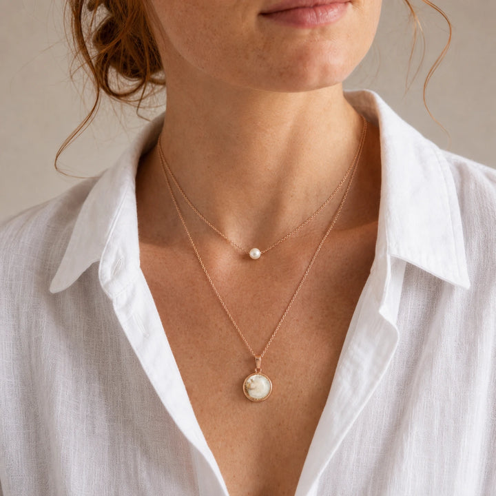 Beige Whisper von SOLEA - Modelbild