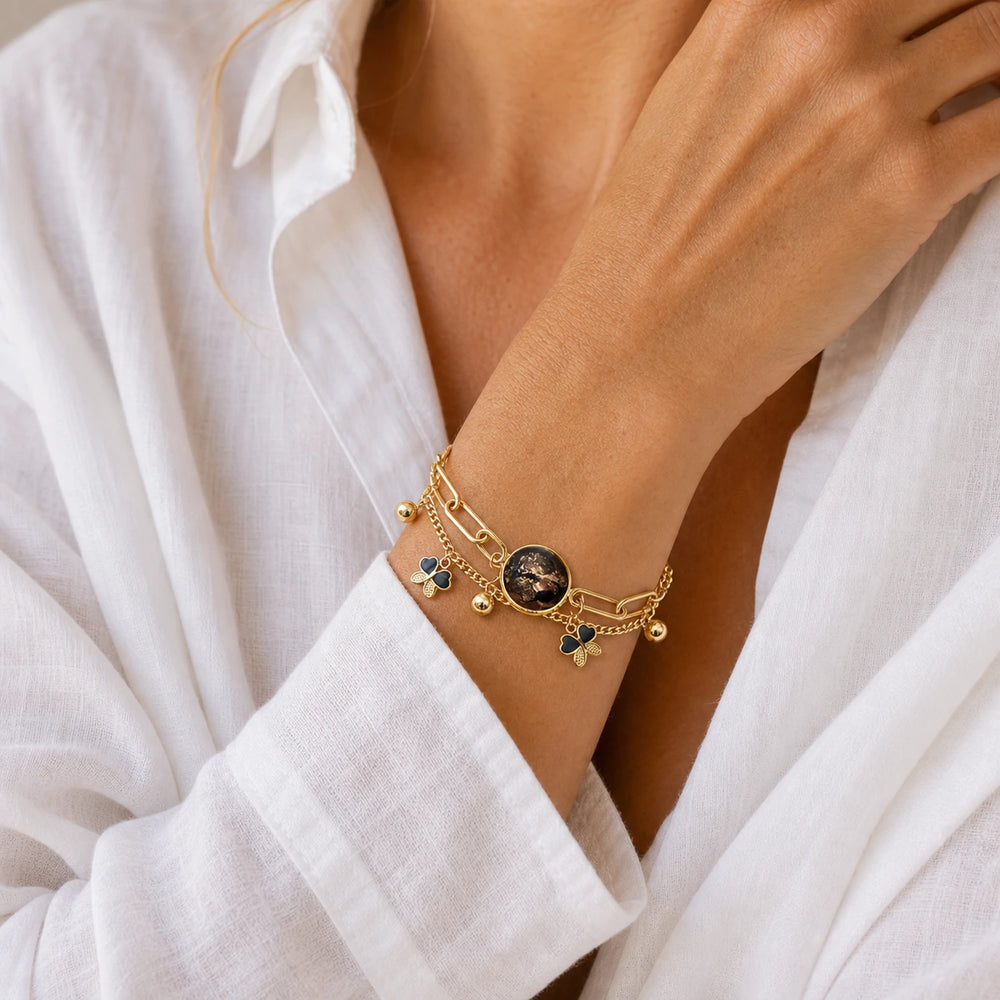 Butterfly Charm Layer von SOLEA - Modelbild