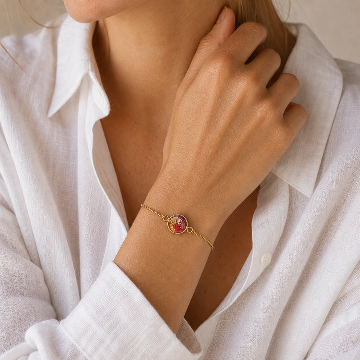 Crimson Glow von SOLEA - Modelbild