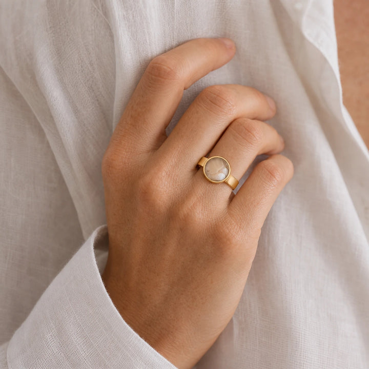 Golden Elegance von SOLEA - Modelbild