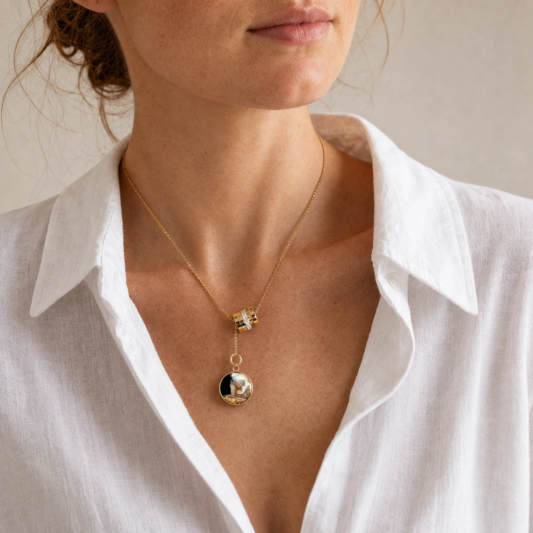 Roman Numerals Glamour von SOLEA - Modelbild