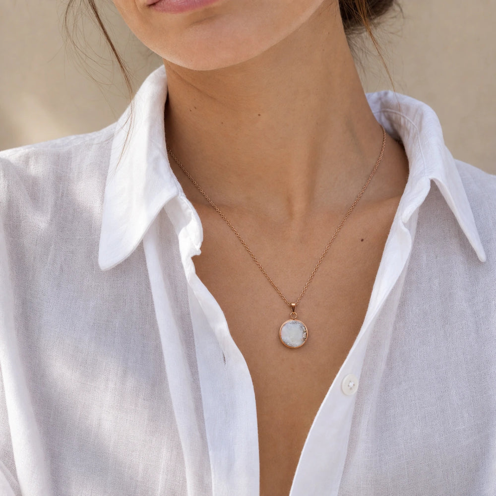 Rosé Elegance von SOLEA - Modelbild