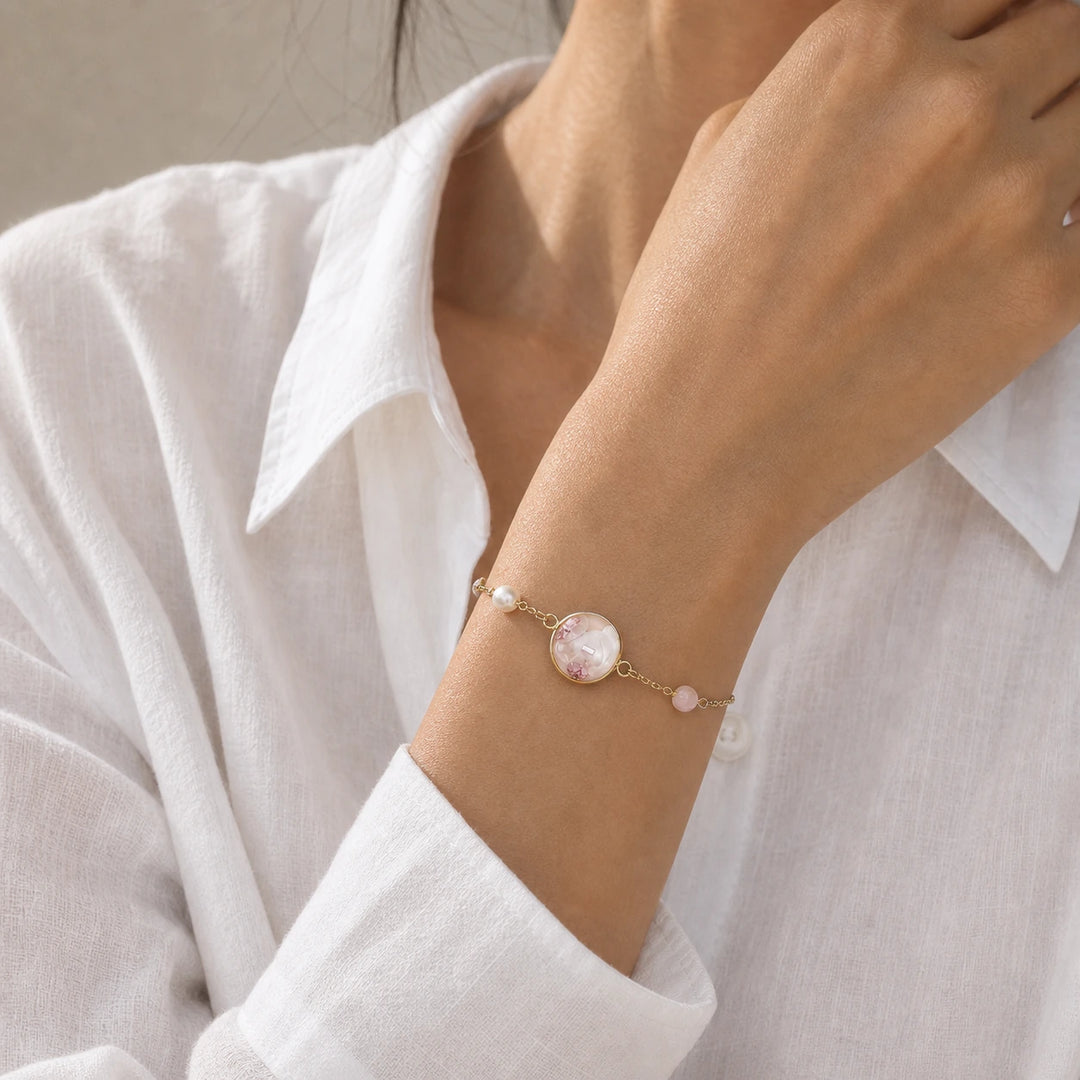 Rosy White Harmony von SOLEA - Modelbild