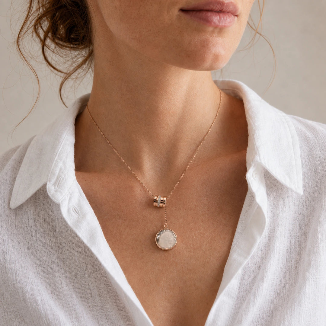 Timeless Beige von SOLEA - Modelbild