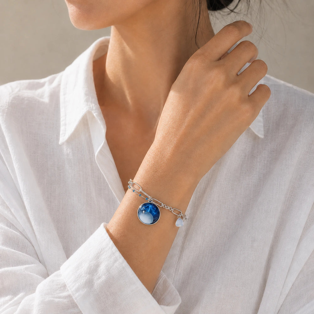 Translucent White Blue Duo von SOLEA - Modelbild