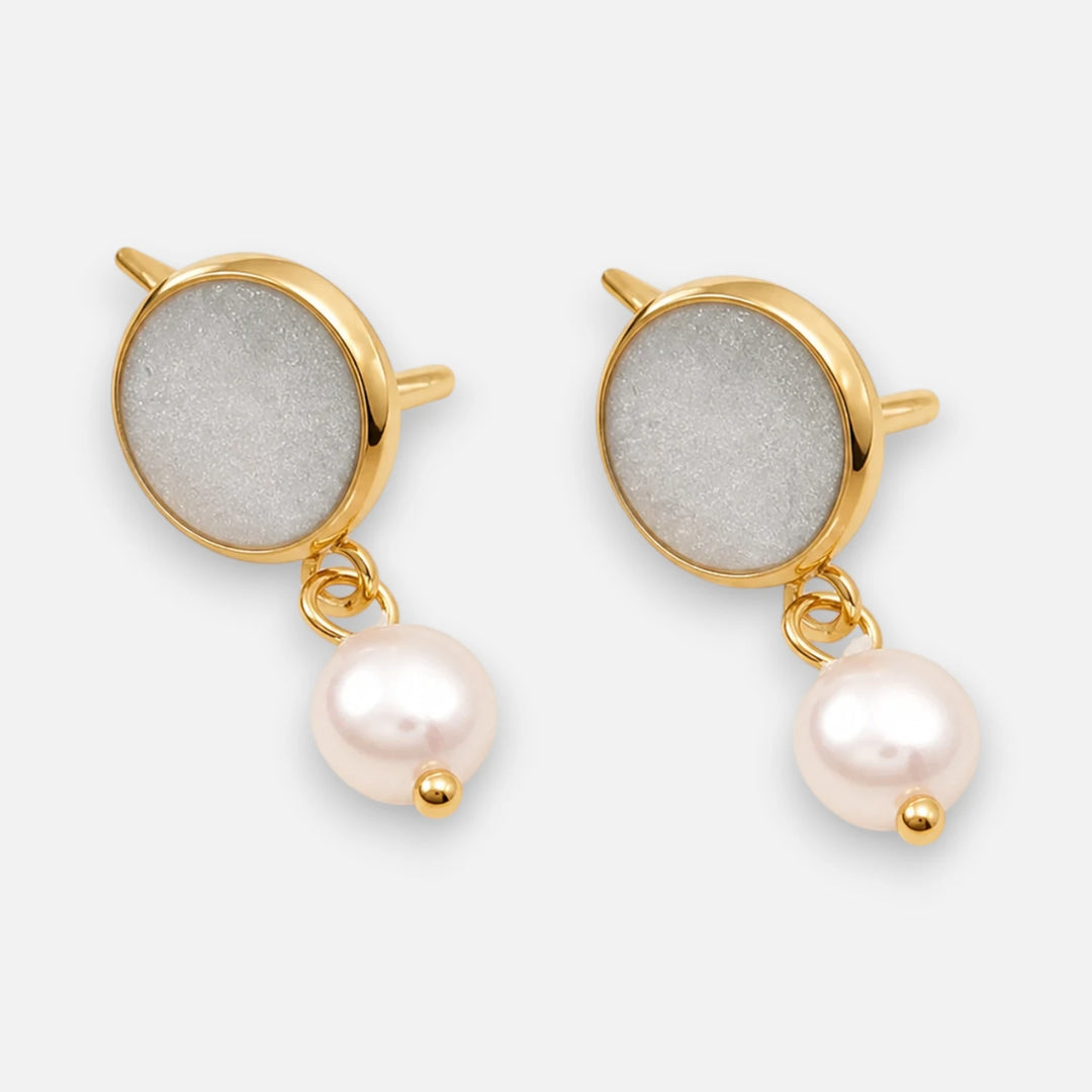 Pearl Charm Studs - Produktbild 3